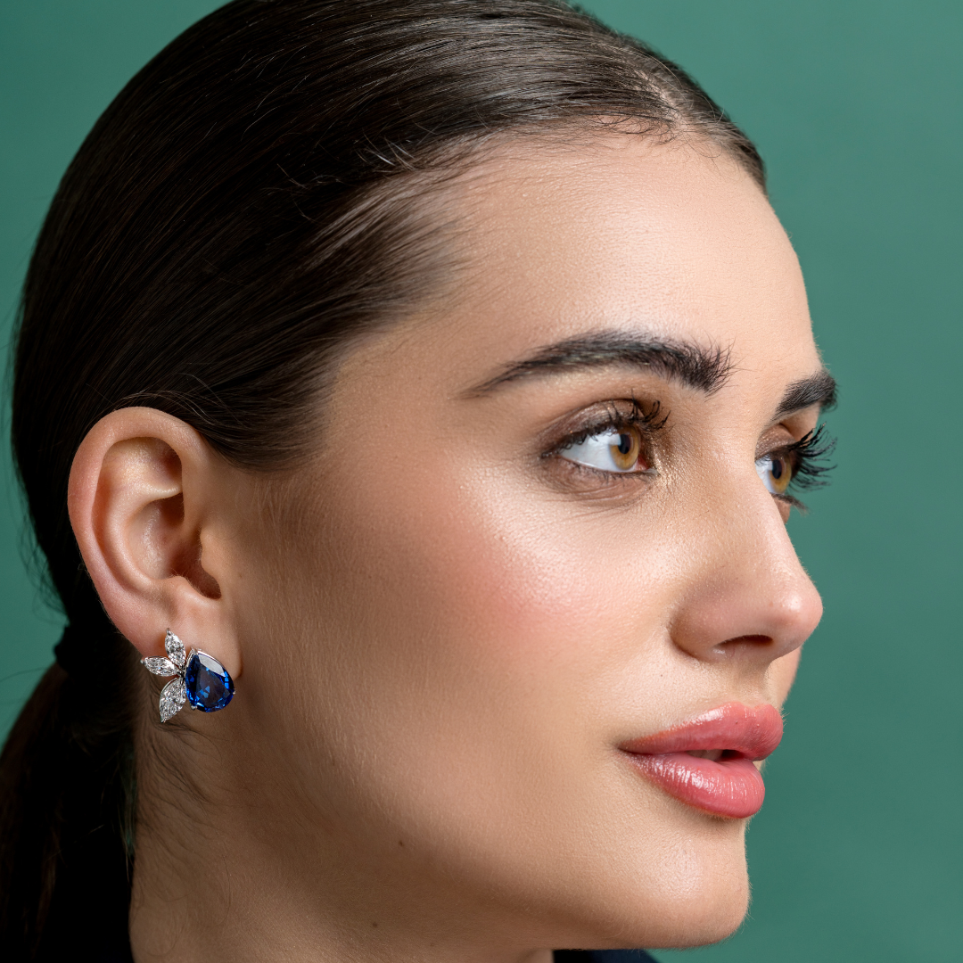 The Sapphire Diadem Drops | white-gold earrings with EF color and VVS-VS clarity diamonds