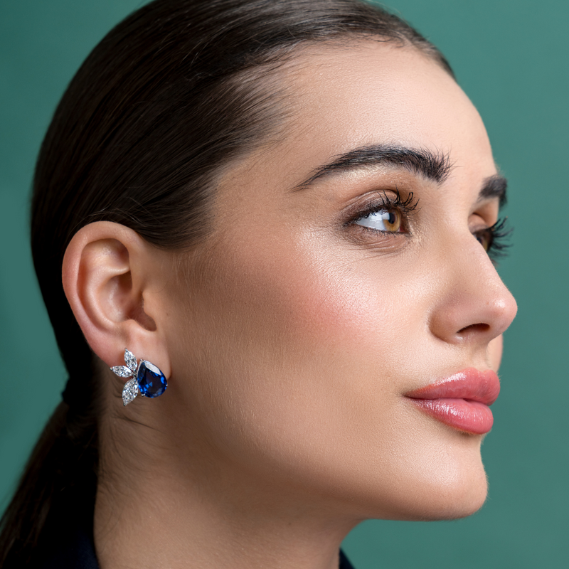 The Sapphire Diadem Drops | white-gold earrings with EF color and VVS-VS clarity diamonds