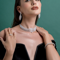 The Celestial Star | white-gold necklace with EF color and VVS-VS clarity diamonds