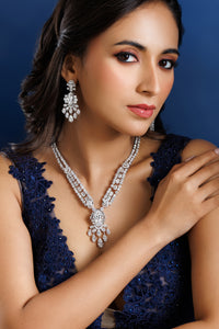 Velisse Royale Necklace