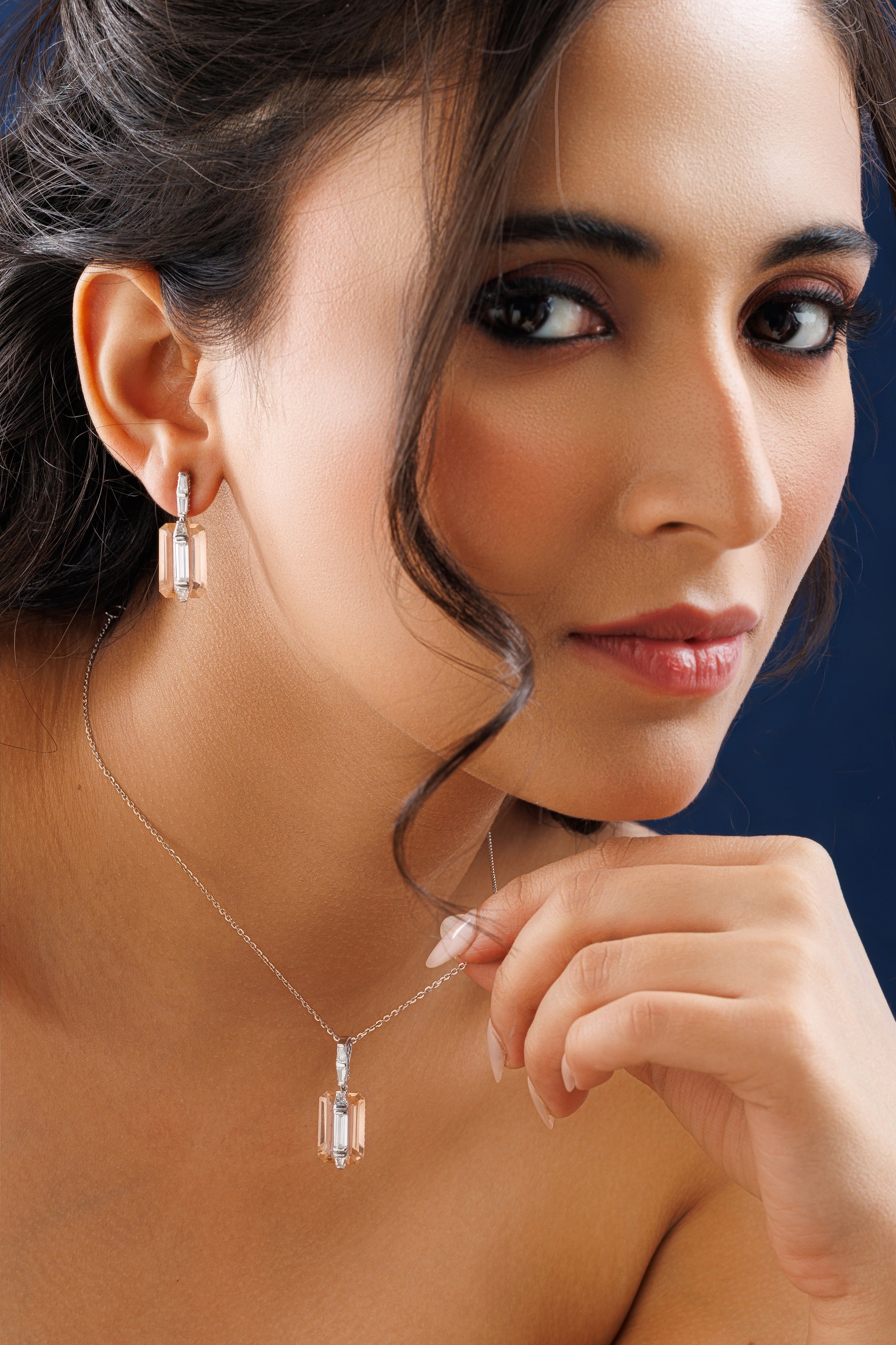 Linéa Éminence Earrings