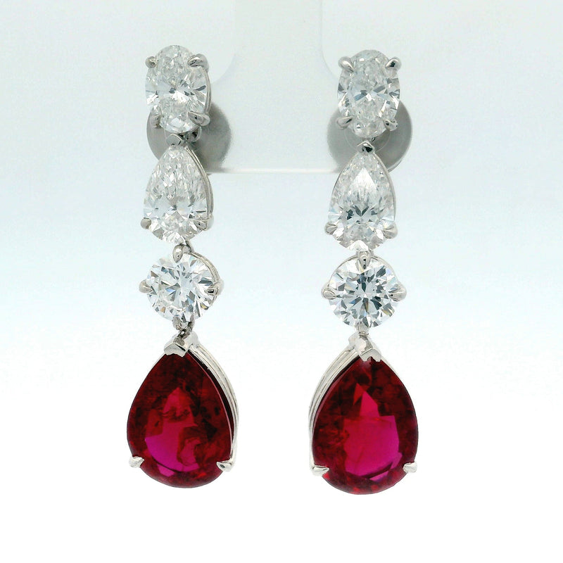 The Crimson Jewel | white-gold earrings with EF color and VVS-VS clarity diamonds