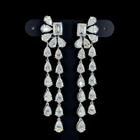 The Diamond Embrace Couture | white-gold earrings with EF color and VVS-VS clarity diamonds