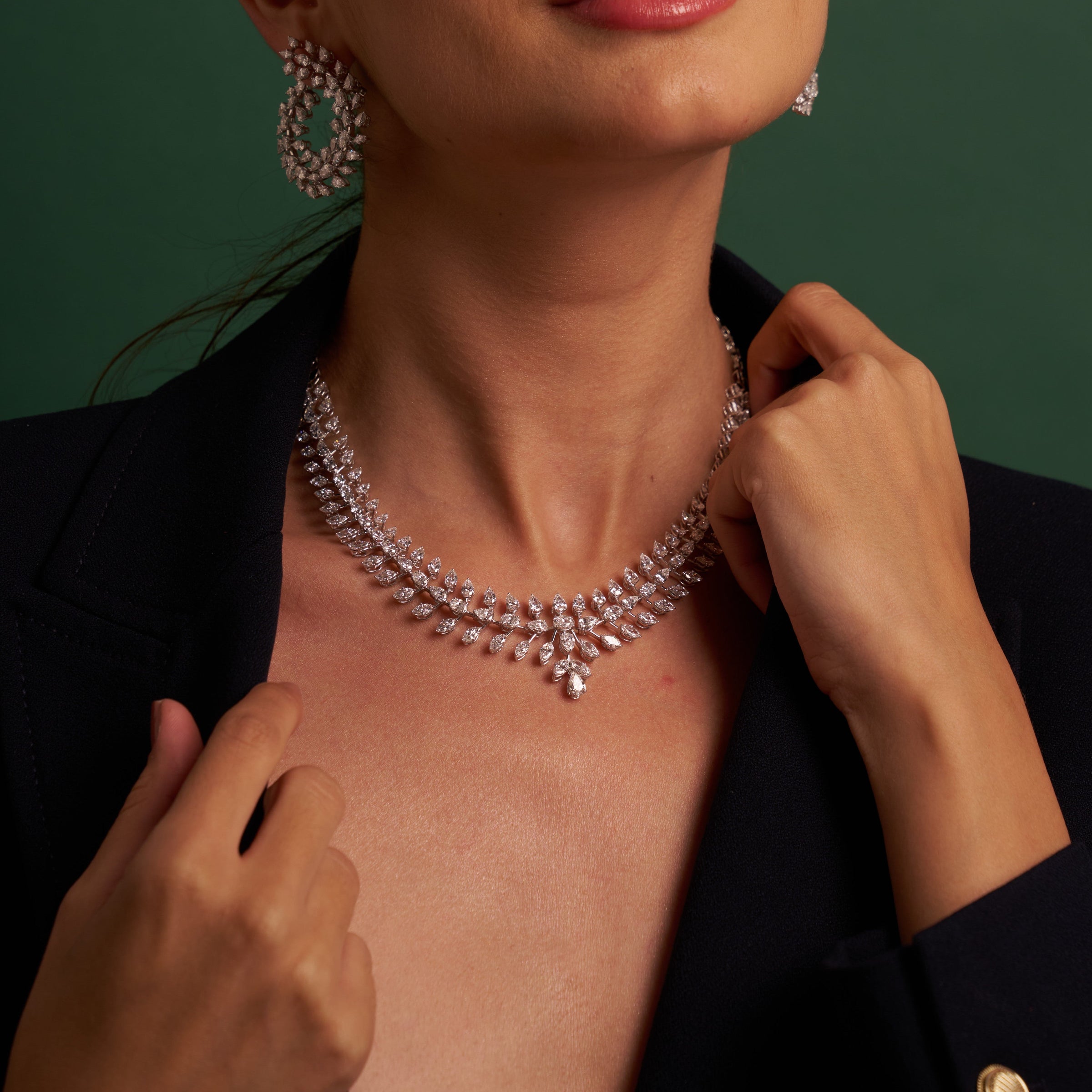 Monarch's Celestial Tribute | white-gold necklace with EF color and VVS-VS clarity diamonds