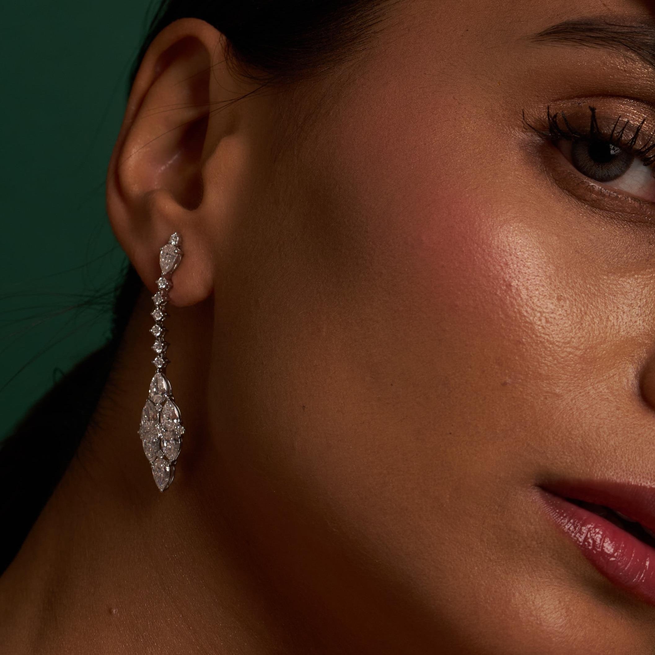 The Moonlight Serenade | white-gold earrings with EF color and VVS-VS clarity diamonds