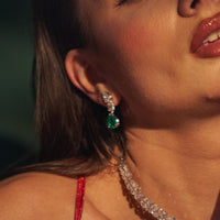 The Empress' Emerald Teardrop | white-gold earrings with EF color and VVS-VS clarity diamonds