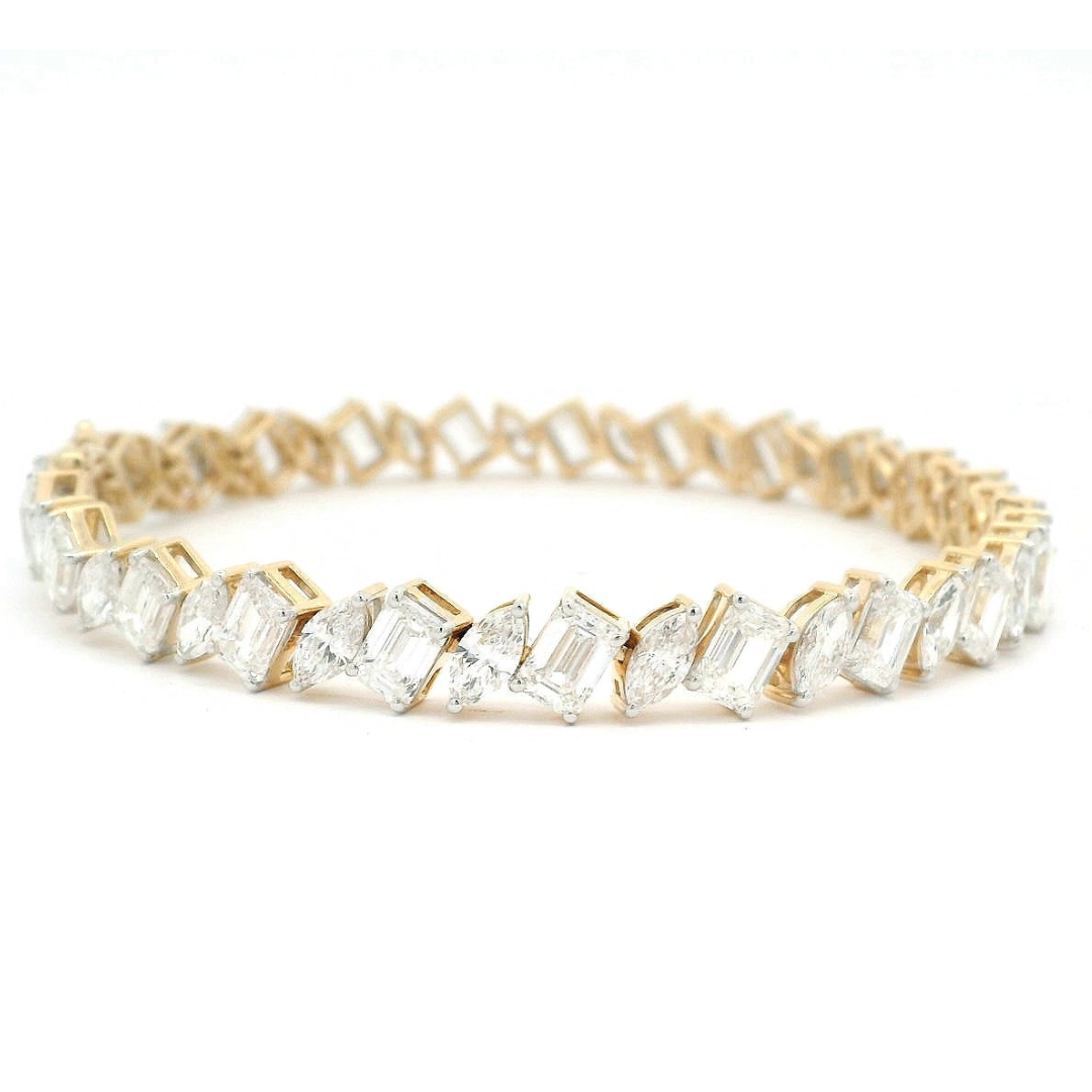 The Eternal Bond | gold bracelet with EF color and VVS-VS clarity diamonds